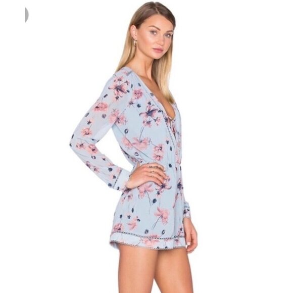 House of Harlow 1960 Pants - House of Harlow x Revolve Mila Floral Long Sleeve Feminine Romper Size Medium